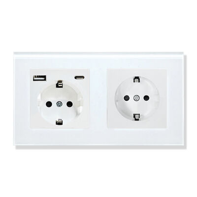 Un buen precio. Interruptor y zócalo de pared de clasificación actual de 16A con espacio entre orificios de instalación de 60 mm y clasificación incombustible 94-V0 En línea